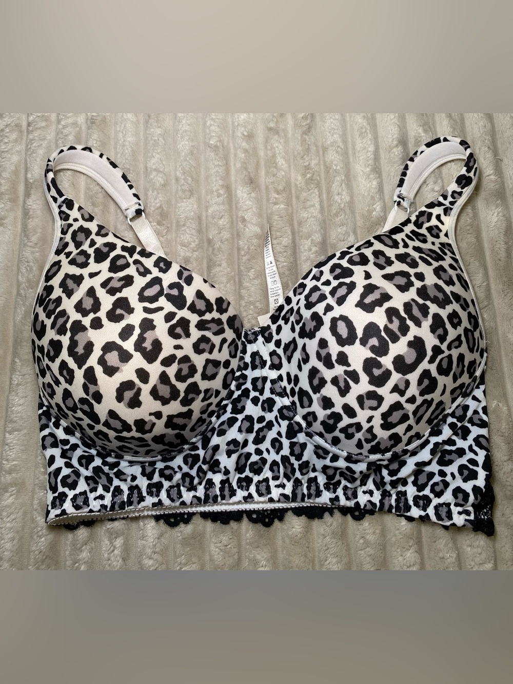 Rhonda Shear L Black and White Leopard Print Molded Bralette wireless